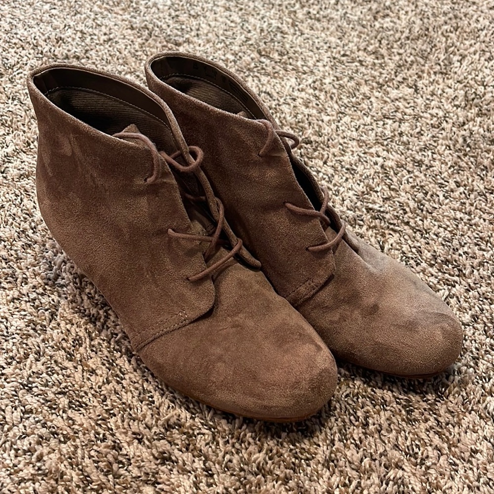 Dr. Scholl’s Shoes - Tan Booties